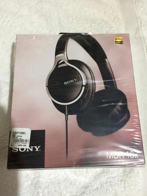 Audifonos Sony con accesorios y caja