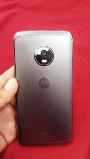 Motorola G5plus con Detalle