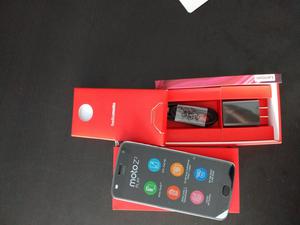 Vendo Moto Z2 play nuevo