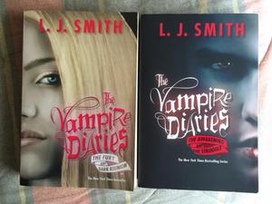 Vampire Diaries. Dos tomos en Ingles.