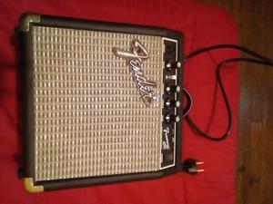 Amplificador Fender 10 G