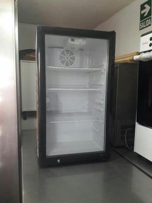 Refrigeradora Exhibidora Ahorra Espacio