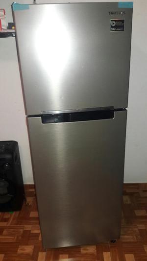 Refrigeradora Samsung Modelo Rt22faradsp