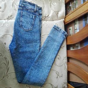 Jeans a La Cintura Azul Claro T 28