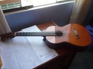 Guitarra Yamaha C40