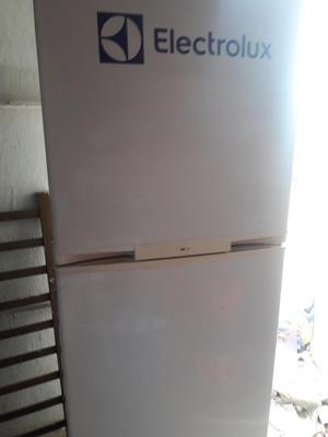 Refrigeradora No Frostelectrolux