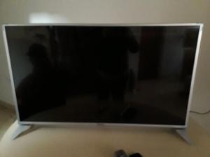 Tv 43' Fhd Panasonic U.vivid /repuesto