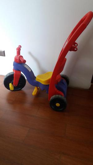 Triciclo Fisher Price