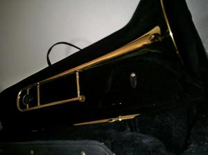 Trombone Sonor S/320 precio Negociable