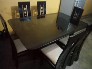 JUEGO DE COMEDOR CON 6 SILLAS SANTA CLARA