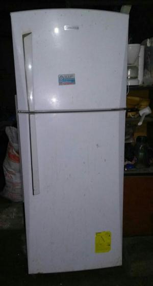 Refrigeradora Indurama