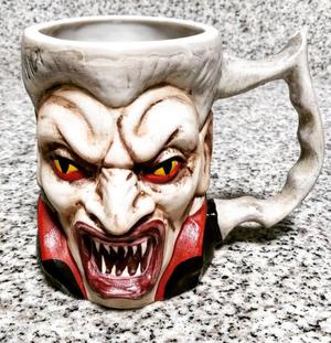 Taza Drácula de Rumanía