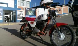 Moto Yamaha Ag100