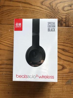 Beats Solo 3 Wireless 10 de 10 con accesorios y caja