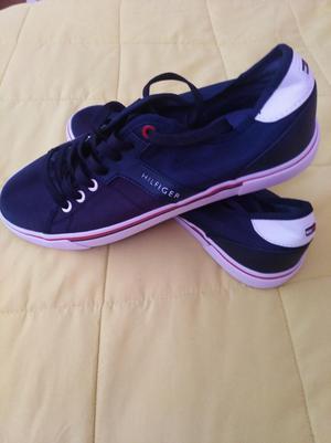 Vendo Zapatillas Tommy