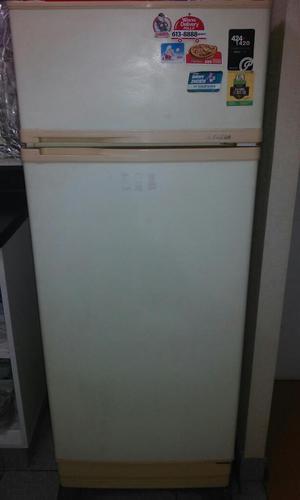 Refrigeradora Marca Faeda