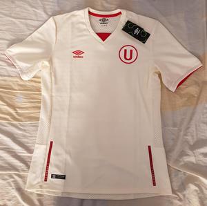 Camiseta Universitario Umbro