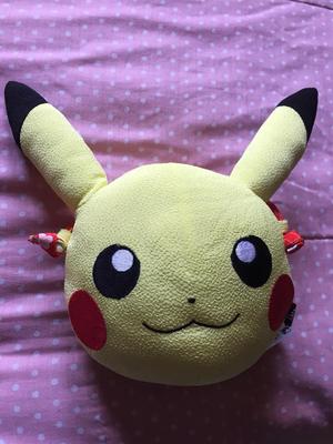 Pikachu cartera POKEMON CENTER JAPON