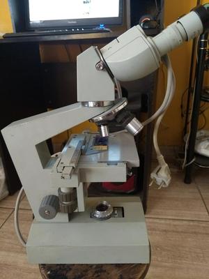 Microscopio Profesional