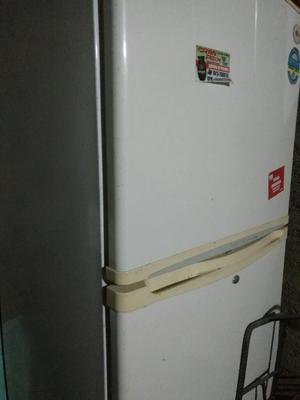 Refrigeradora