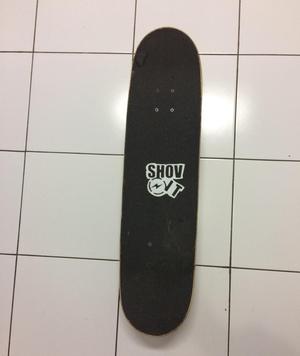 Patineta Skate Shov-It Semi Nueva