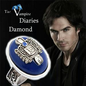 Hermoso Anillo Damon Vampires Diaries