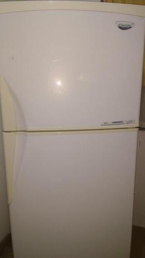 Refrigeradora electrolux no frost tf 