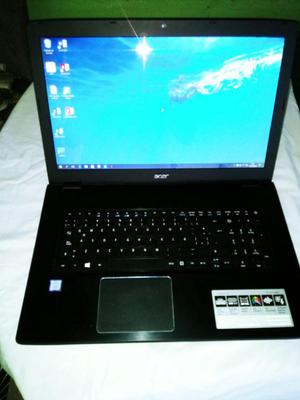 Laptop Acer Aspire Eb 17.3''