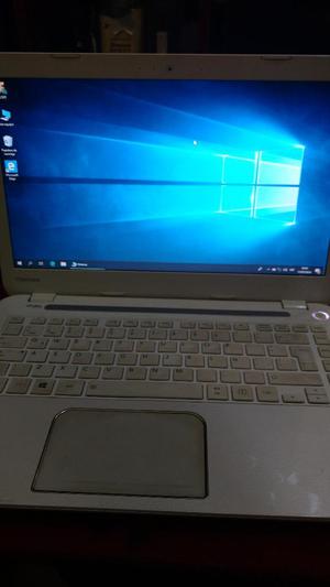 Laptop Toshiba Core I3 Cambio O Vendo