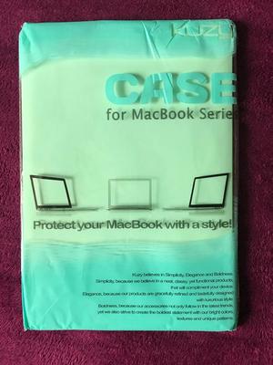 Protector NUEVO para MacBook Pro 15.4”