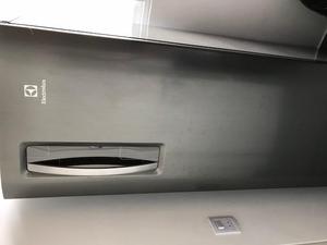 Congeladora Vertical Electrolux 310l Como Nueva