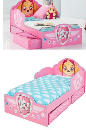 CAMA CON CAJONES
