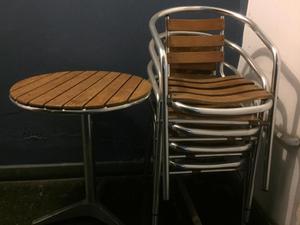 Ocasin Remato meza circular con 4 sillas usadas