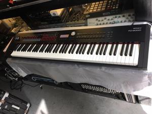 nuevo Roland FantomG8 88 Key