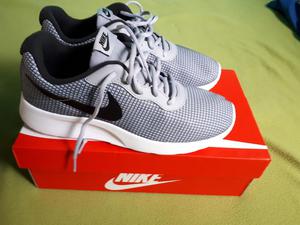 Zapatillas Nike Tanjun S E Tienda
