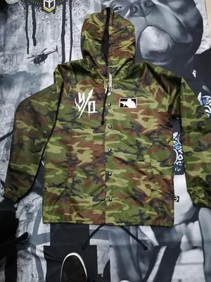 cortaviento camuflado. yoner one, sullen, famous,dgk