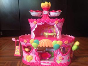 roller skate party cake with pinkie pie