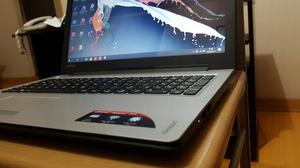 Vendo Laptop Lenovo I3 de Sexta G Nueva