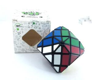 Cubo Mágico de Rubik LanLan Scopperil