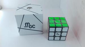 Cubo Mágico de Rubik YJ MGC Magnético.