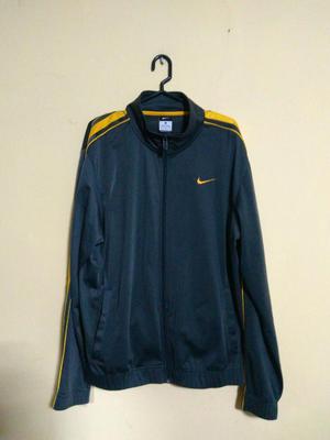 Casaca Nike TALLA M