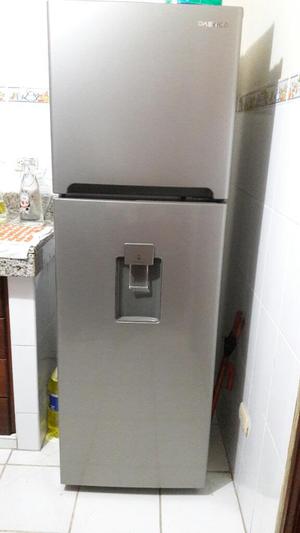 Refrigeradora S/400