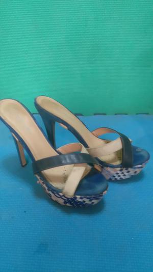 Sandalias azules