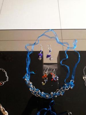 Cadenas,pulseras Y Aretes