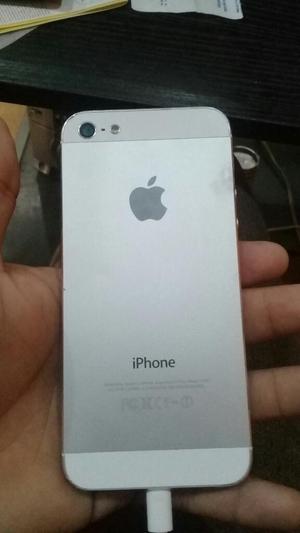 Vendo iPhone 5 S/. 380