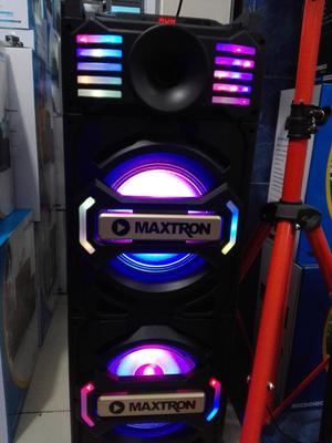 Equipo sonido Maxtron 2x10 karaoke victor 