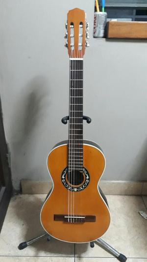 Guitarra Acústica Modelo Romántica 300 S