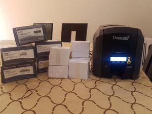 Impresora de Carnets, Credenciales o Fotochecks y 500