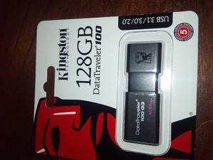 Kingston 128GB USB 3.0 CLASE 10 ESTADO NUEVO