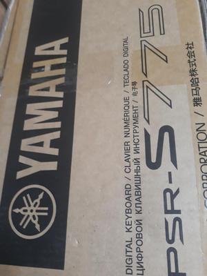 Teclado S775 Yamaha Caja Sellada